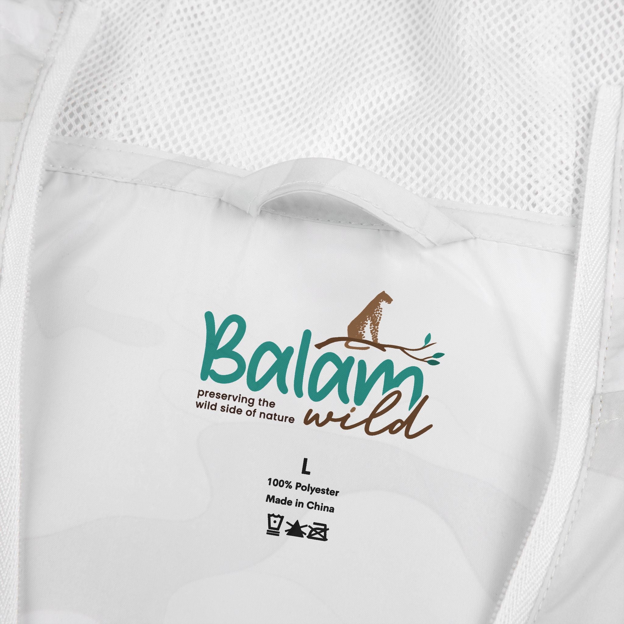 Balam Wild “Stay Grounded, Stay Wild” Windbreaker Jacke - White